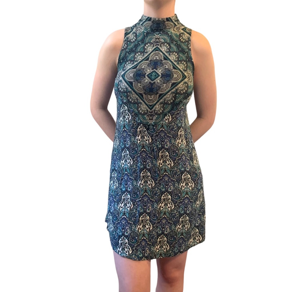 American Eagle Paisley Halter Open Back Mini Stand Collar Women’s Small